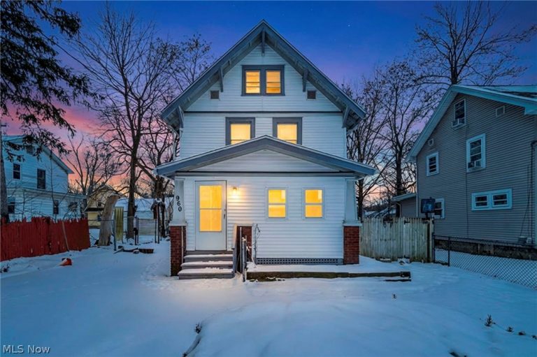 960 Whittier Avenue, Akron, OH, 44320