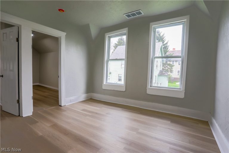 3514 58th Street, Cleveland, OH - Photo 5