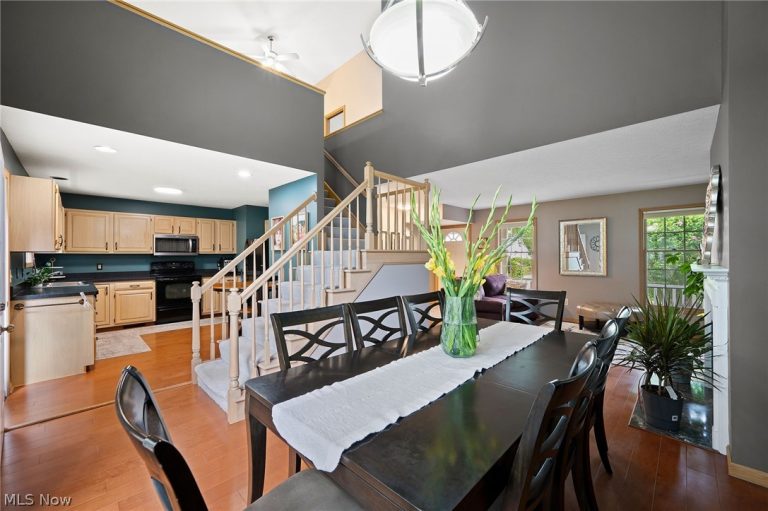 20745 Sun Meadow Trail, Strongsville, OH - Photo 8