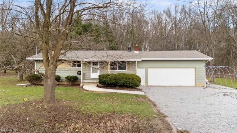 1835 Windham Road, Newton Falls, OH - Photo 2