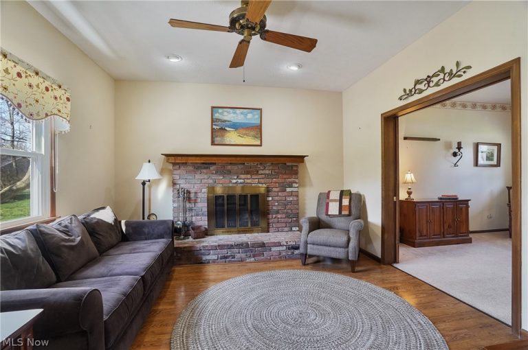 9143 Matthew Court, Mentor, OH - Photo 4