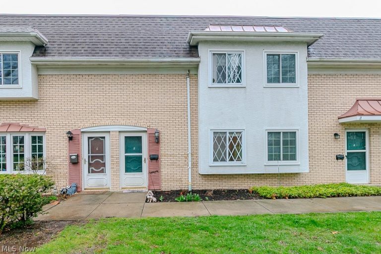 8210 Deepwood Boulevard #11-5, Mentor, OH, 44060