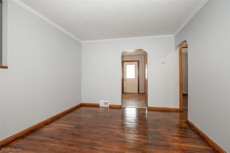 12010 Longmead Avenue, Cleveland, OH - Photo 3