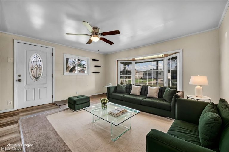 2727 Mcelwain Road, Akron, OH - Photo 4