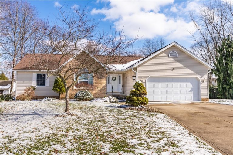 4044 Cinwood Street, Massillon, OH, 44646