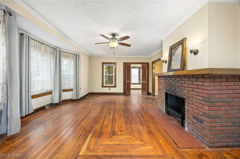 31 Medford Avenue, Akron, OH - Photo 3