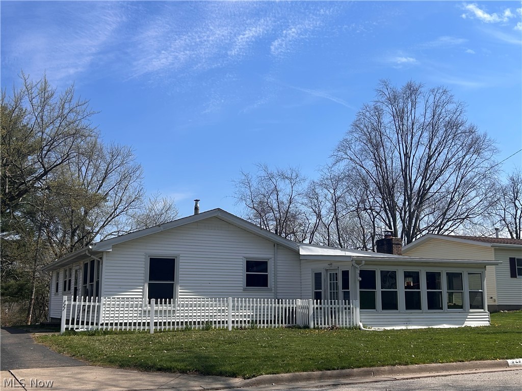 727 Circle Hill Road, North Canton, OH