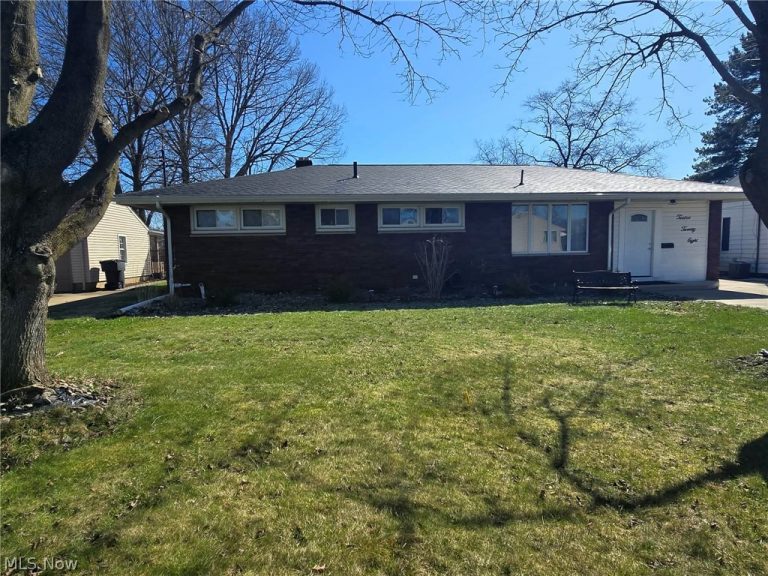 1228 Sarkies Drive, Warren, OH, 44483