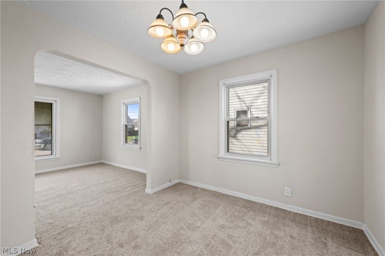 21391 Westport Avenue, Euclid, OH - Photo 4