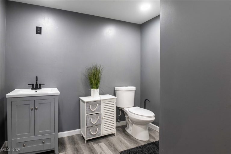 3849 Lakeside Avenue #203, Cleveland, OH - Photo 5