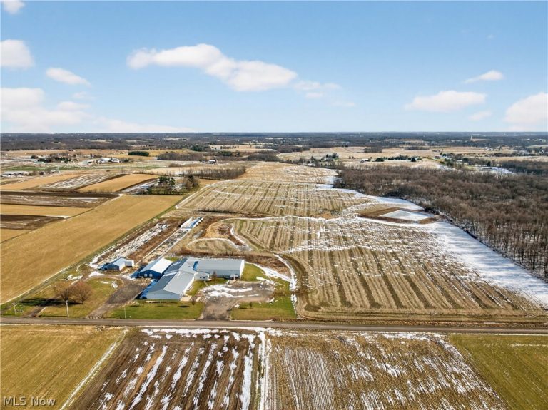 Deerfield Avenue, Dalton, OH - Photo 4