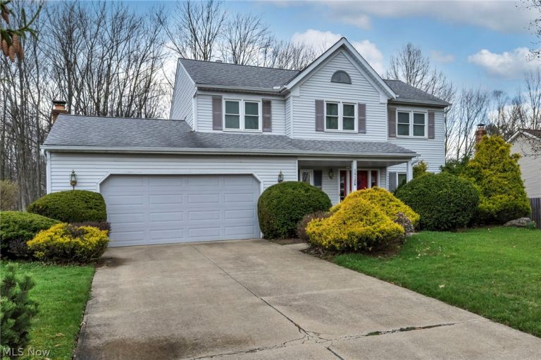 14126 Crystal Creek Drive, Strongsville, OH - Photo 2