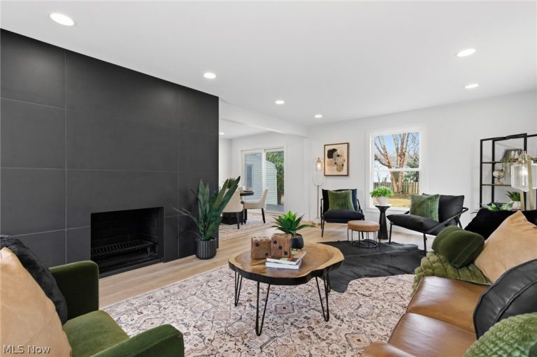 20200 Kramer Drive, Rocky River, OH - Photo 3