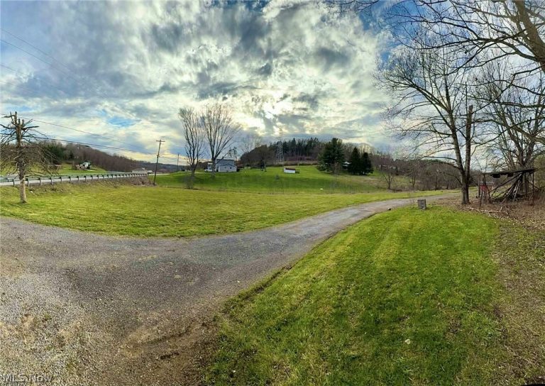 Veterans Boulevard, Chester, WV - Photo 3