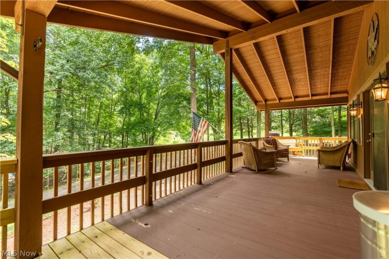 7924 Eberhart Road, Dover, OH - Photo 8