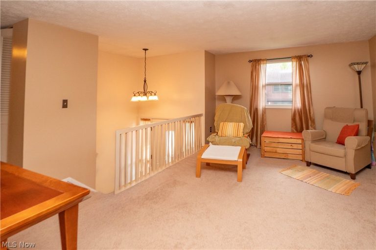 1744 Oak Trail Street, Massillon, OH - Photo 4