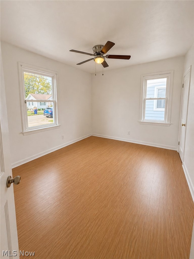 13517 Carrington Avenue, Cleveland, OH - Photo 8