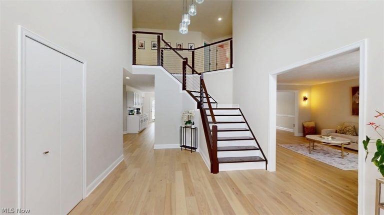 608 Dewitt Drive, Highland Heights, OH - Photo 2