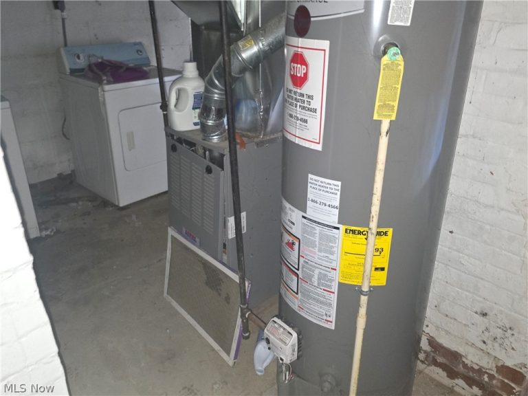 1087 64th Street, Cleveland, OH - Photo 6