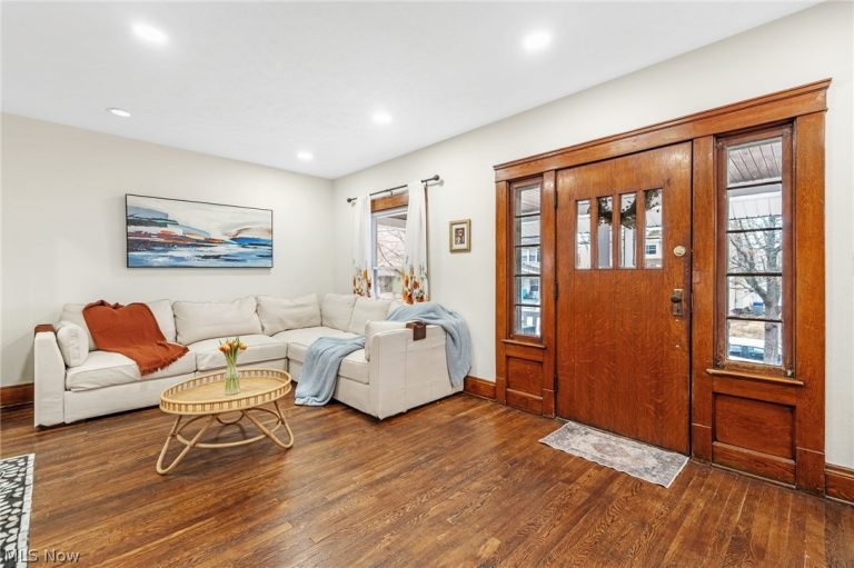 4311 Behrwald Avenue, Cleveland, OH - Photo 3