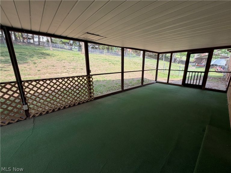 3 Woodland Drive, Vienna, WV - Photo 2