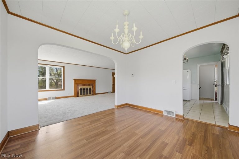 4717 Grandview Avenue, Canton, OH - Photo 8