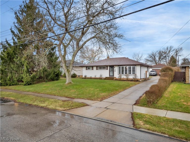 7206 Meadow Lane, Parma, OH - Photo 3