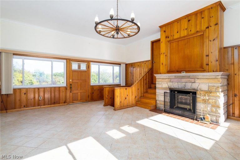 162 Locust Lane, Follansbee, WV - Photo 4