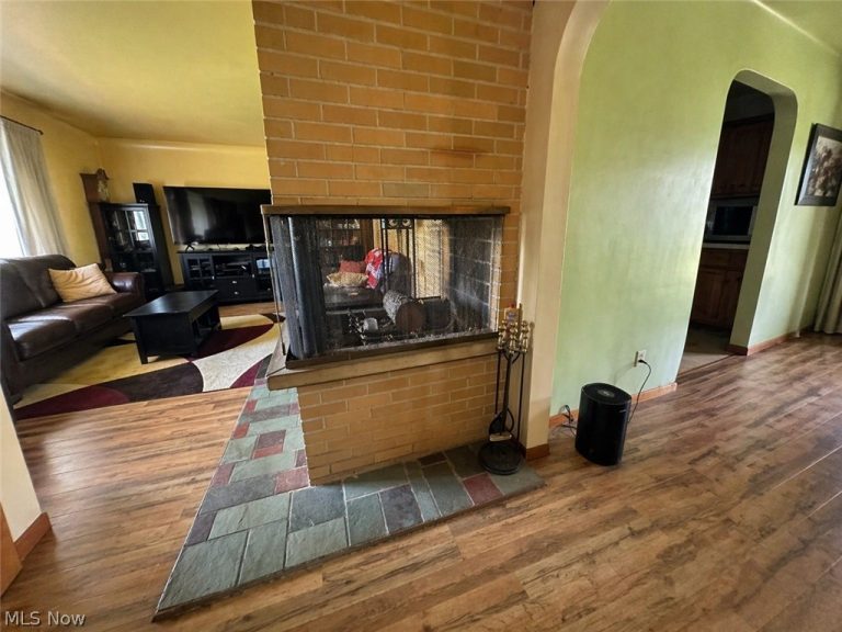 3262 Royalton Road, North Royalton, OH - Photo 3