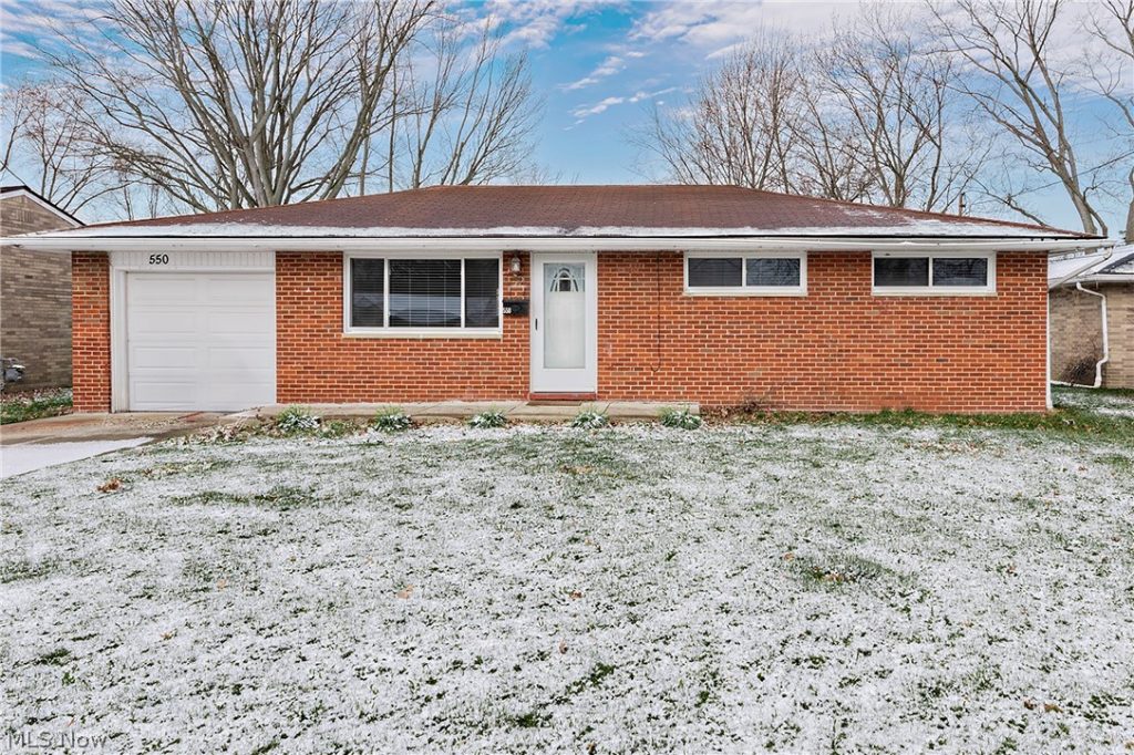 550 Augdon Drive, Elyria, OH