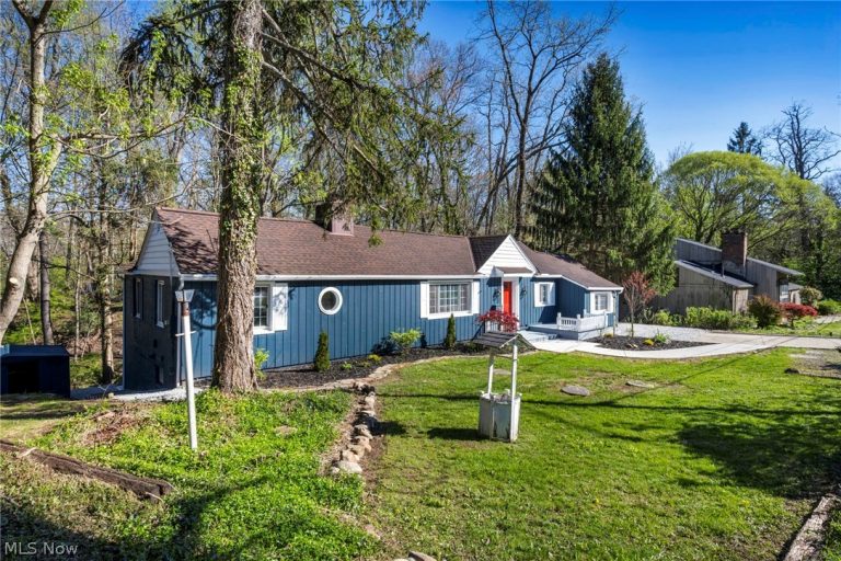 7339 River Road, Olmsted Falls, OH - Photo 4