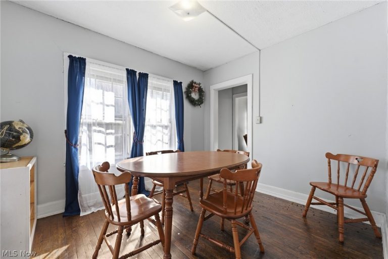 1522 Wade Avenue, Alliance, OH - Photo 8