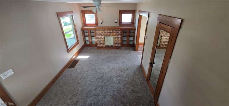 1017 Clinton Avenue, Canton, OH - Photo 3