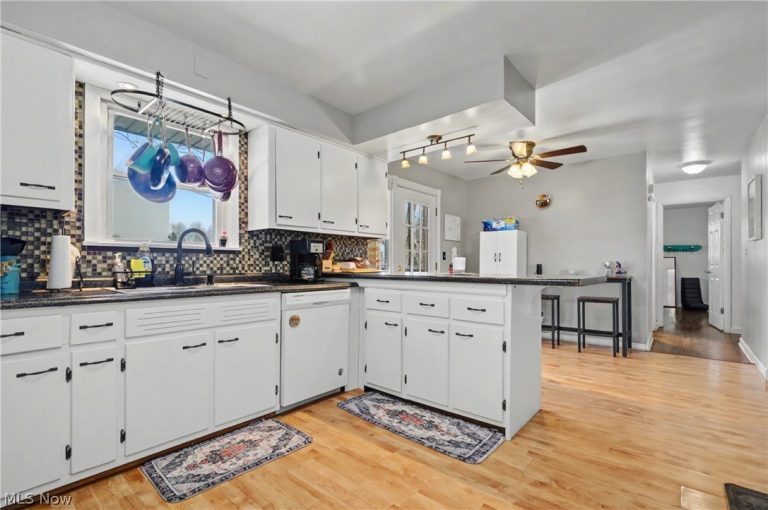 1926 Brandon Avenue, Youngstown, OH - Photo 3