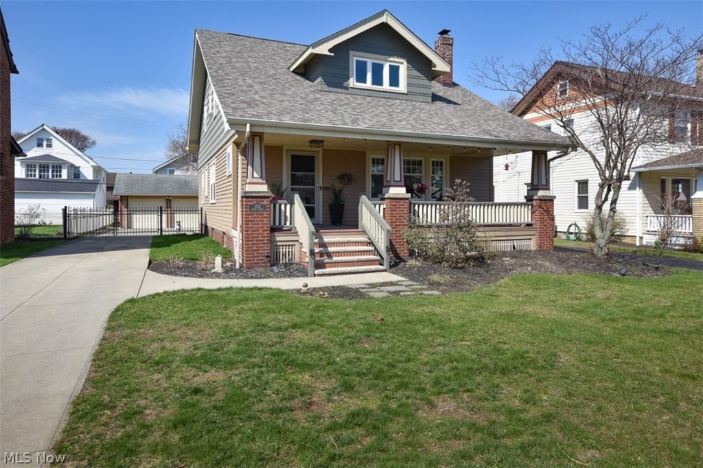 1712 Wright, Rocky River, OH