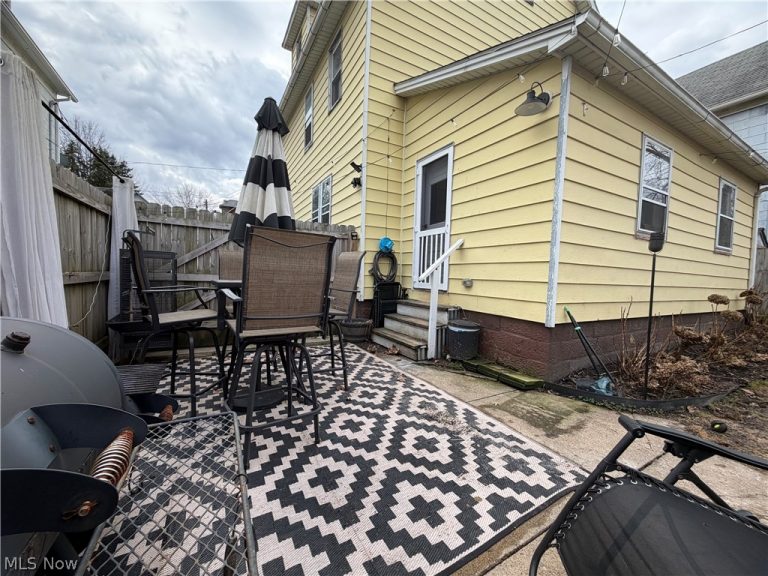 343 Columbia Street, Alliance, OH - Photo 5