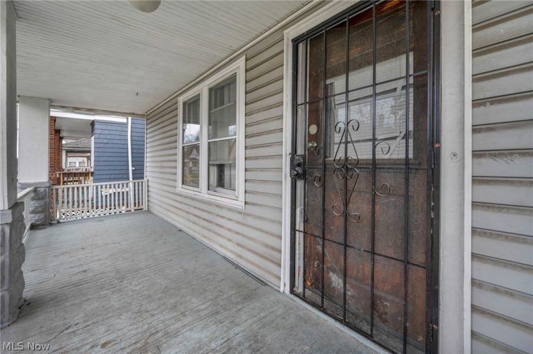 7909 Goodman Avenue, Cleveland, OH - Photo 4