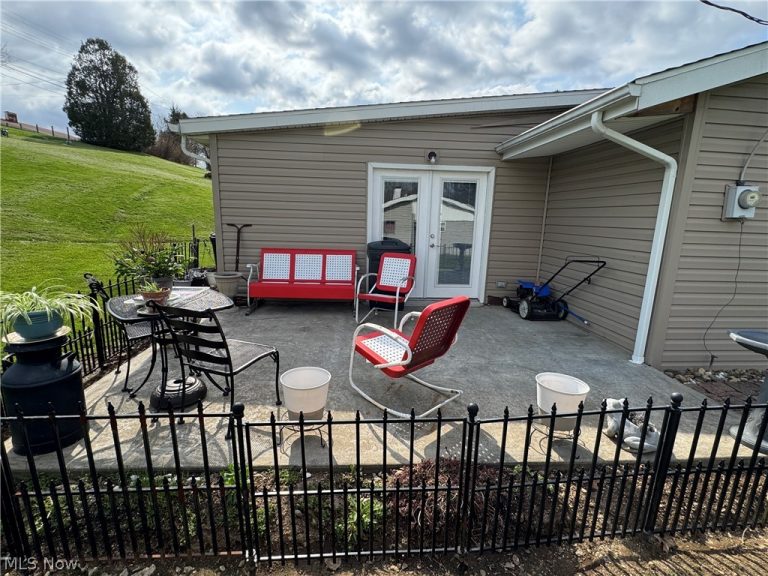 110 Andover Road, Woodsfield, OH - Photo 6