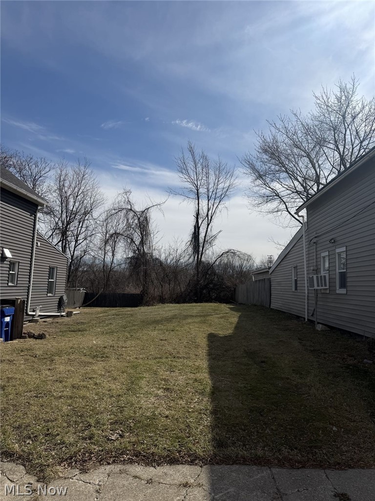 2825 York Avenue, Cleveland, OH, 44113
