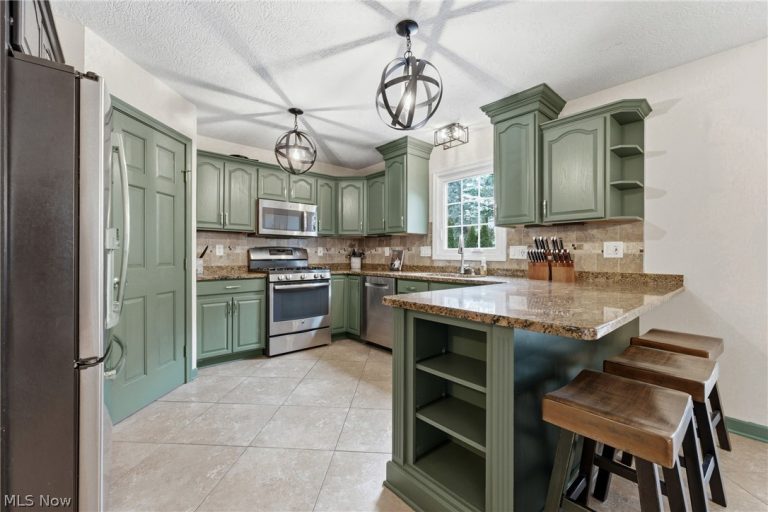 2287 McGinty Road, North Canton, OH - Photo 8