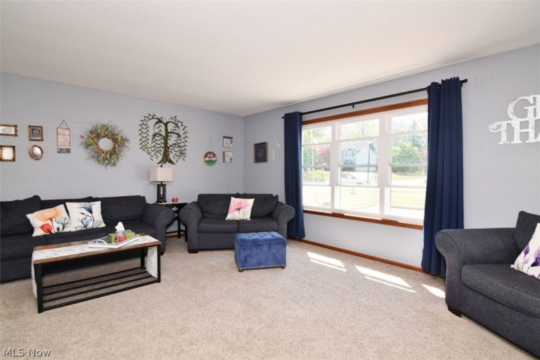 9509 Catalpa Circle, Mentor, OH - Photo 3