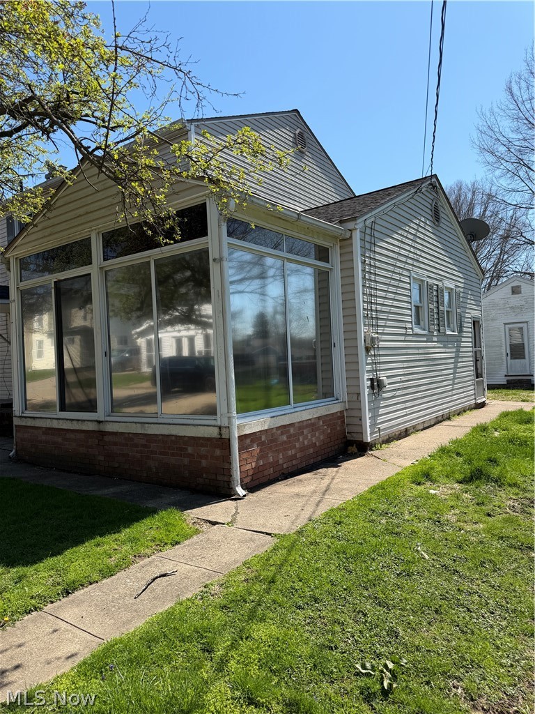 311 South Street, Navarre, OH - Photo 2