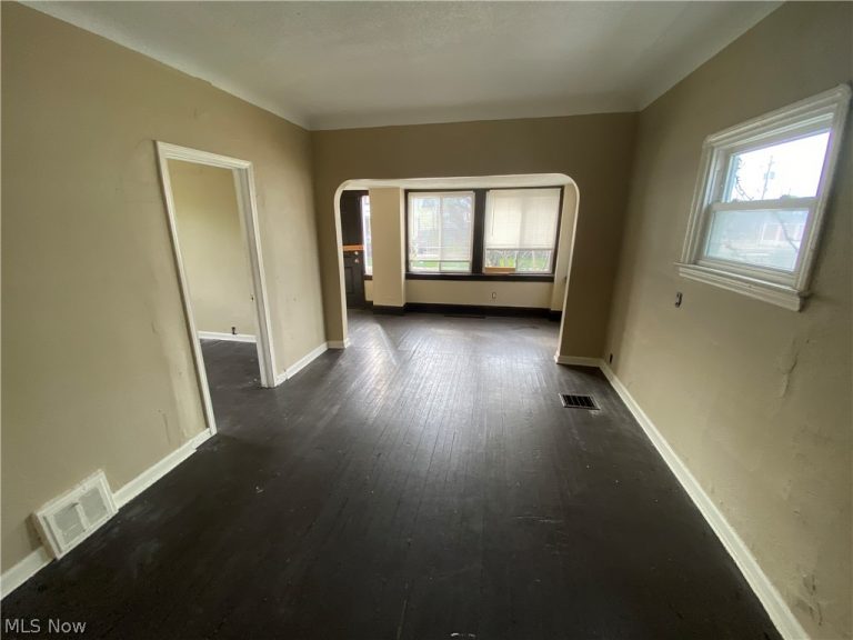 2901 121st Street, Cleveland, OH - Photo 8