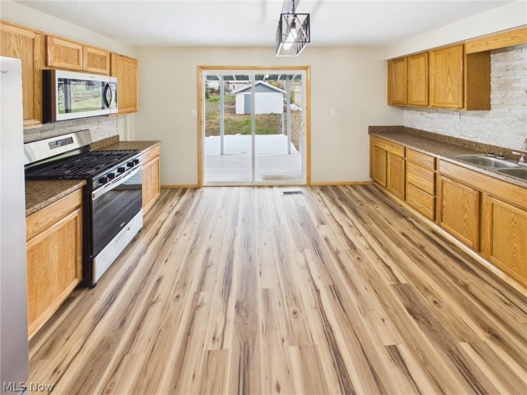 714 Front Street, Marietta, OH - Photo 5