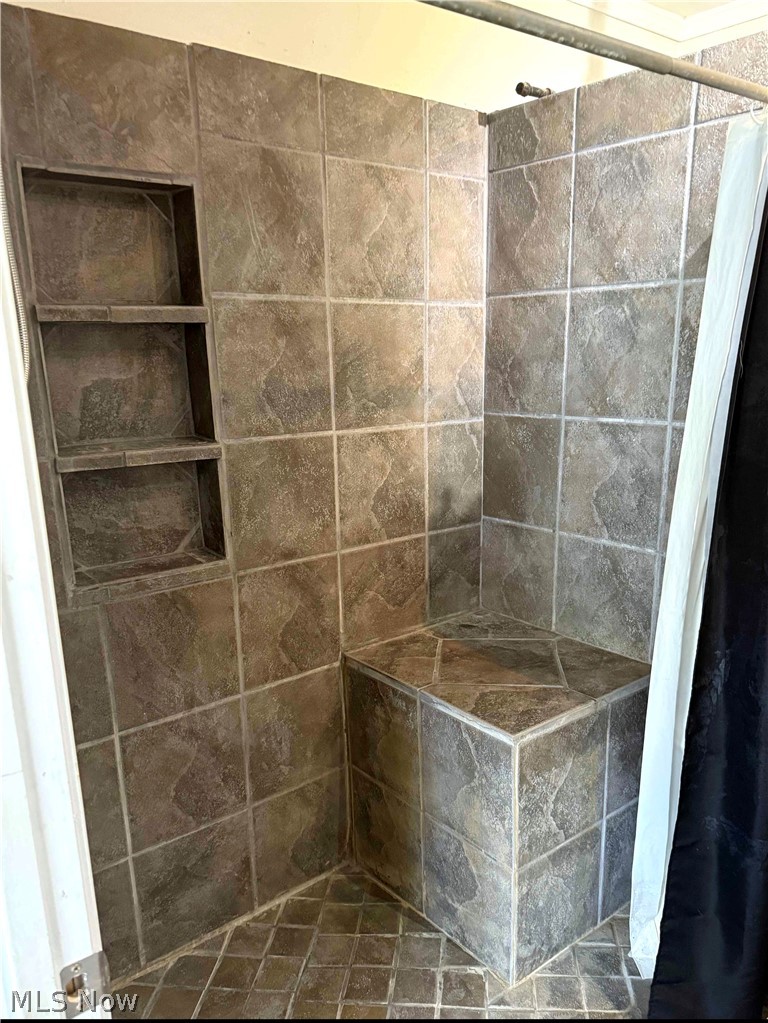425 Second Street, Brewster, OH - Photo 4