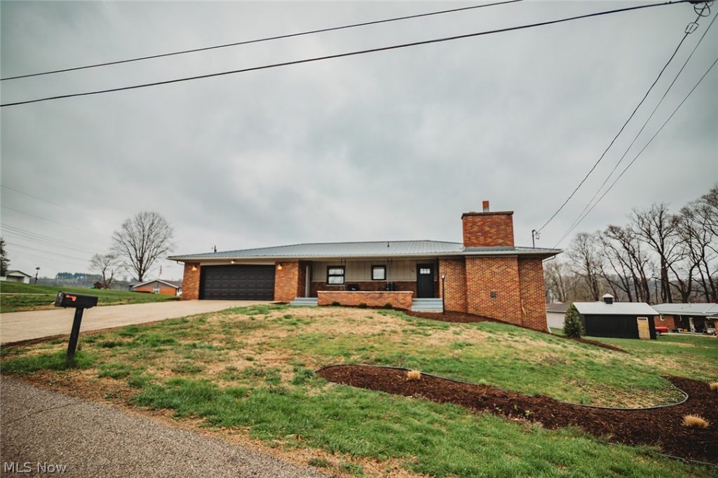 38 Fair Avenue, Beverly, OH