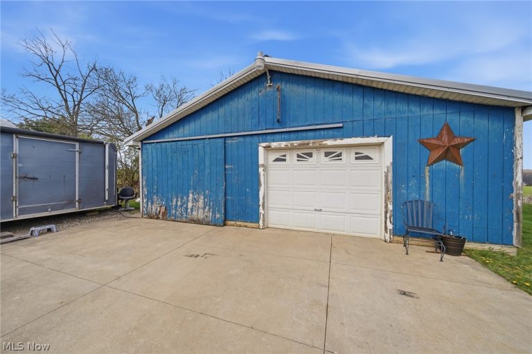 11275 Orrville Street, Massillon, OH - Photo 8