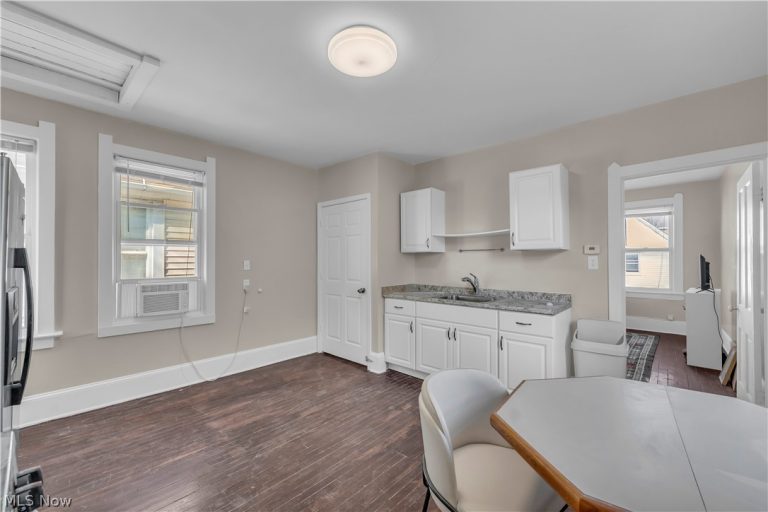 1926 123rd Street #Rear, Cleveland, OH - Photo 8