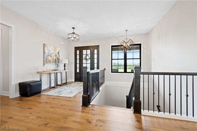 2989 Blakeslee Boulevard, Medina, OH - Photo 5