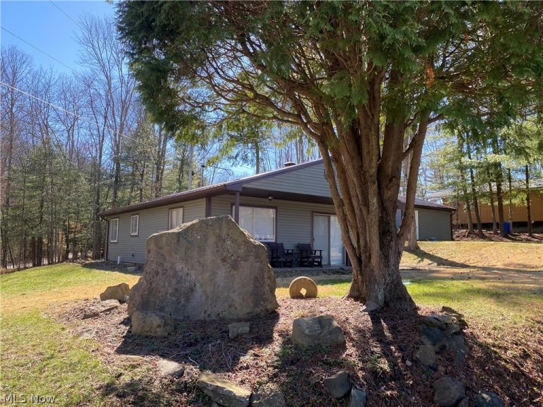 2239 Maple Drive, Carrollton, OH - Photo 6